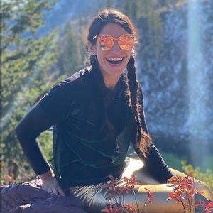 Meet your Posher, Leigh